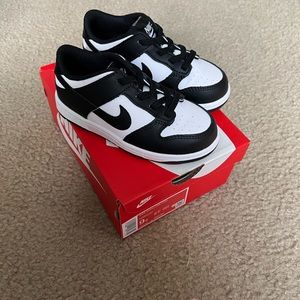 Nike Dunk Low Retro (TDE) white and black Panda